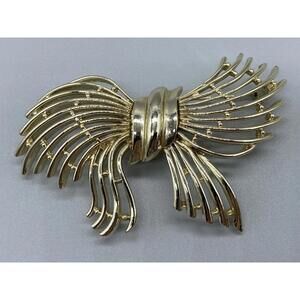 Elegant Vintage Gold Tone Signed BSK Ribbon Bow Pin Brooch